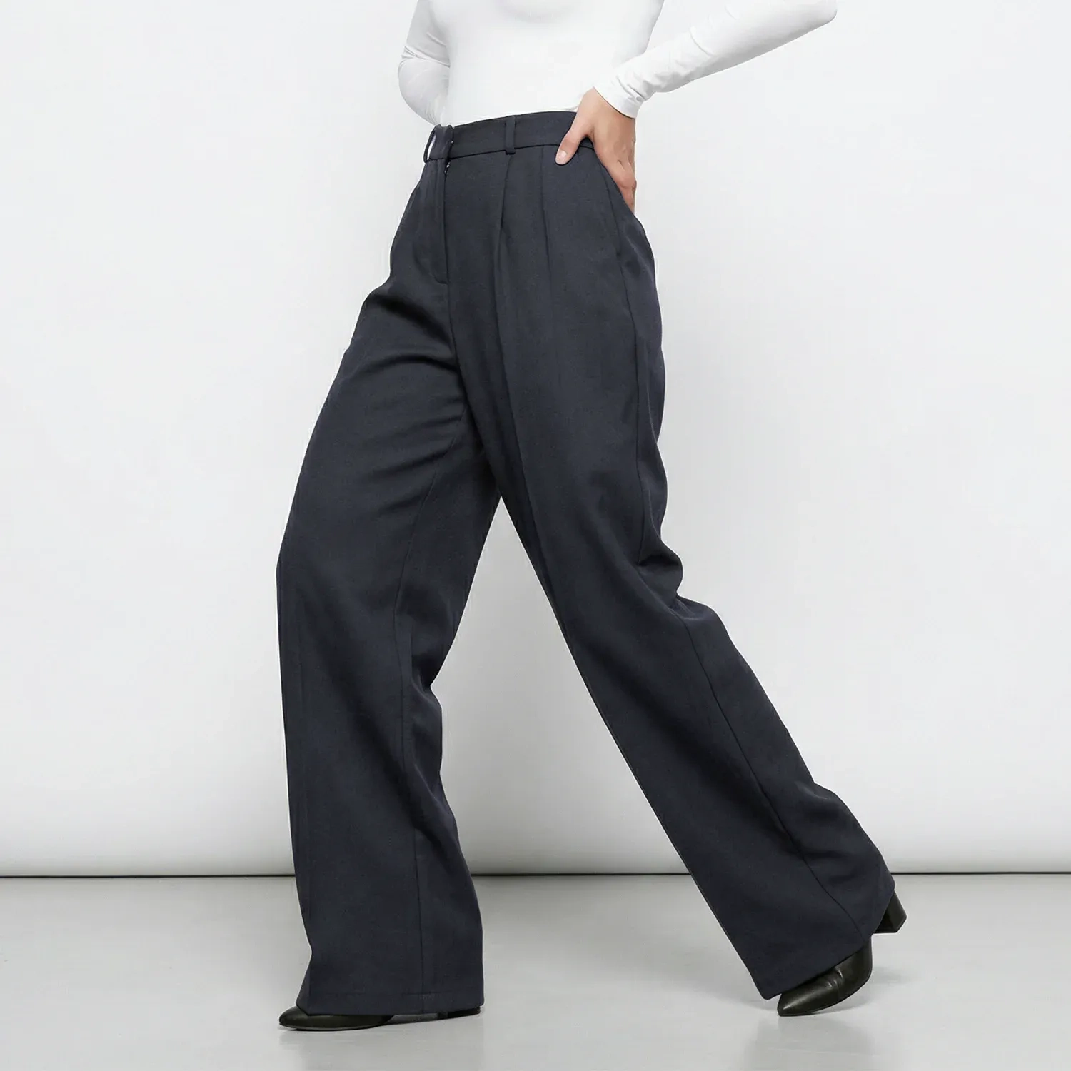 Women&rsquo;s Modern Tailored Pants With Elegant Fit And Versatile Style, Perfect For Pairing With Shirts, Blouses, Or Blazers