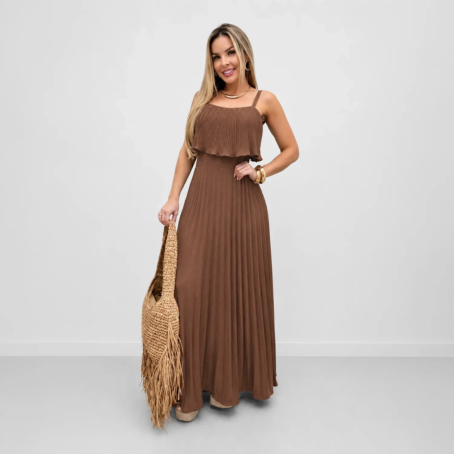 Women&rsquo;s Mia Dress - Sleeveless Long Casual Dress with Flowy Elegant Fit for Everyday Wear - Caramel Brown